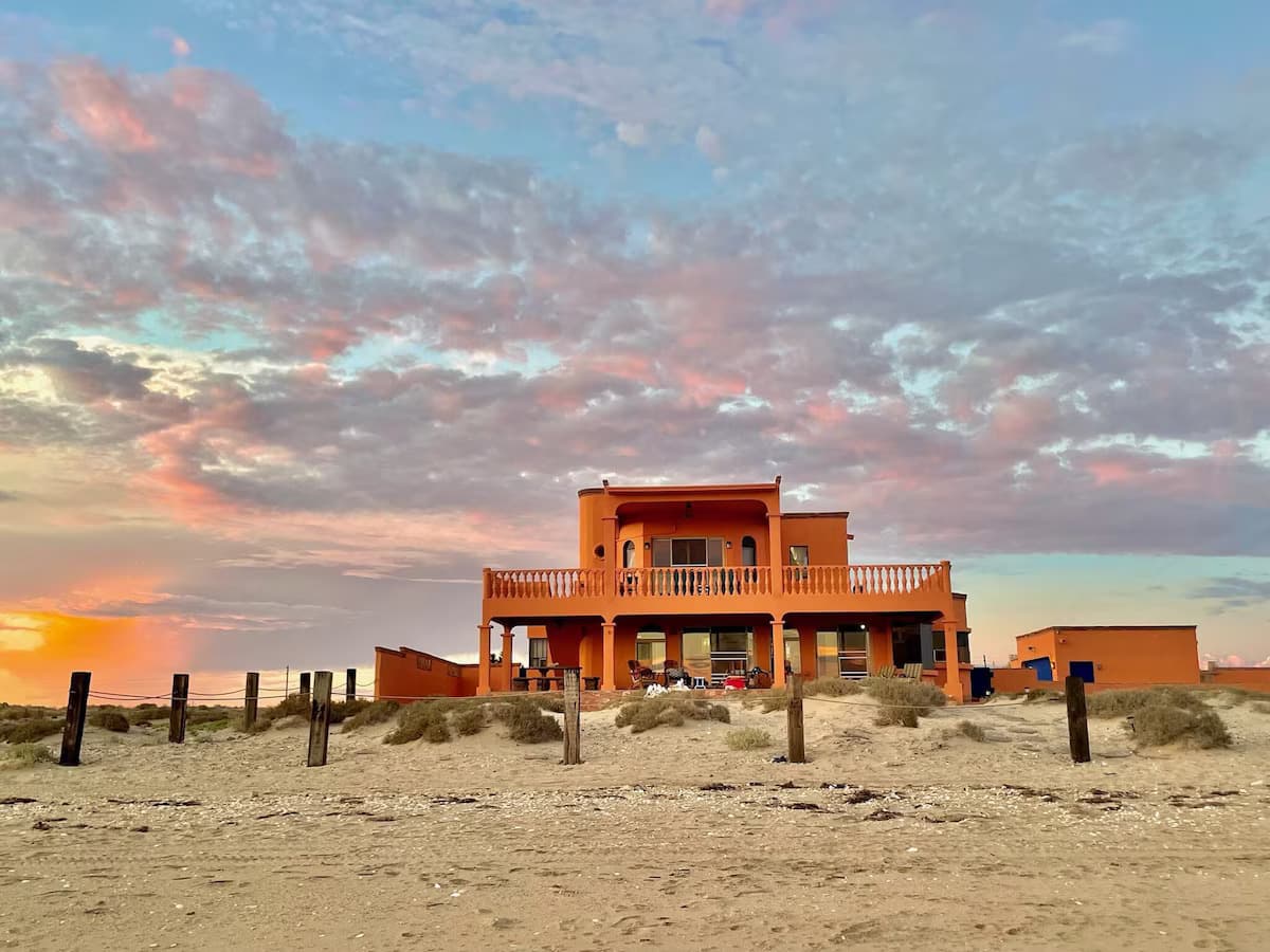 Casa Cortez BEACHFRONT Home 2 Bdrm sleeps 6